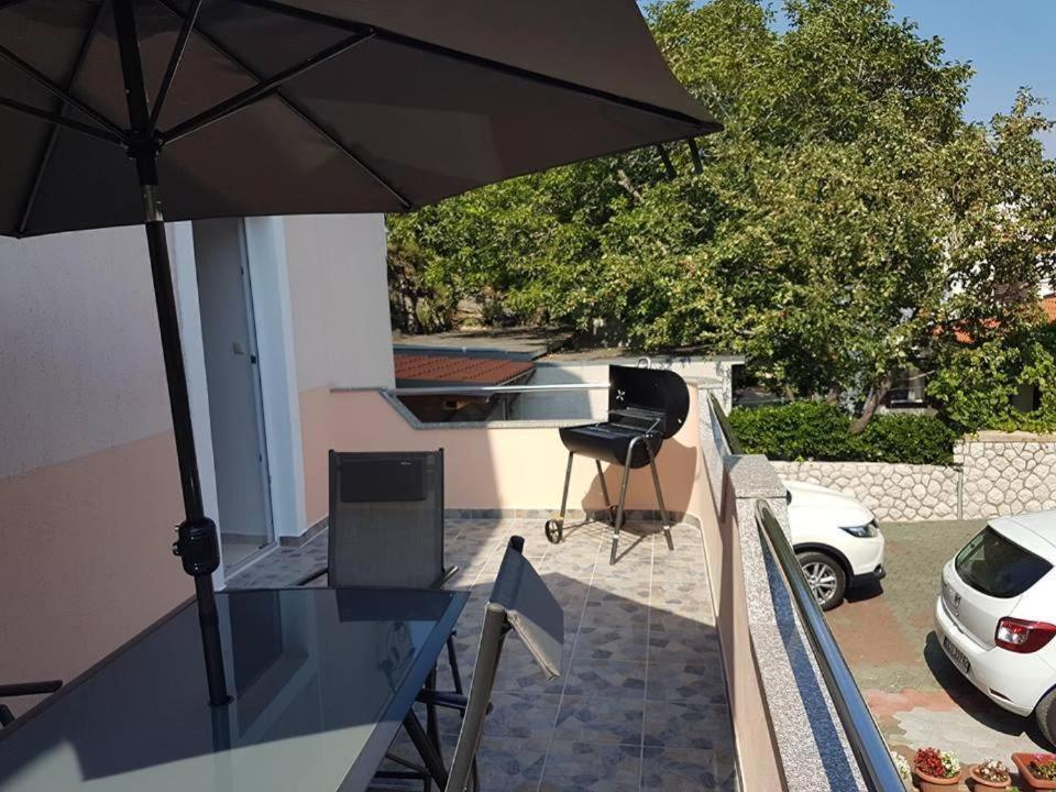 Apartman Pod Nehajem Lägenhet Senj  Exteriör bild