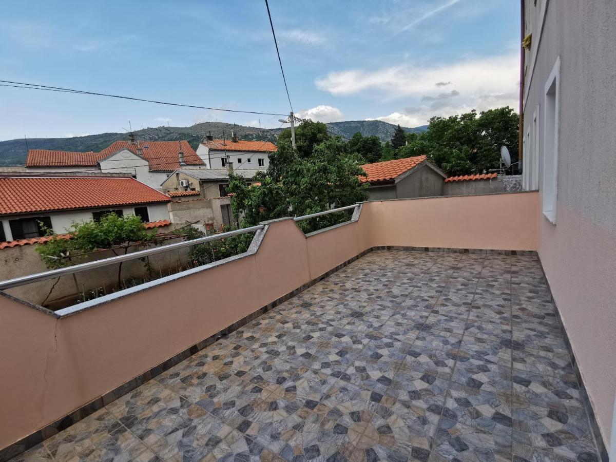 Apartman Pod Nehajem Lägenhet Senj  Exteriör bild