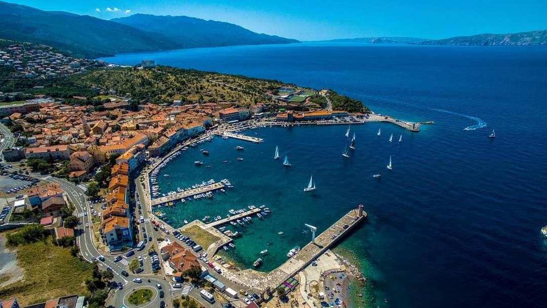 Apartman Pod Nehajem Lägenhet Senj  Exteriör bild