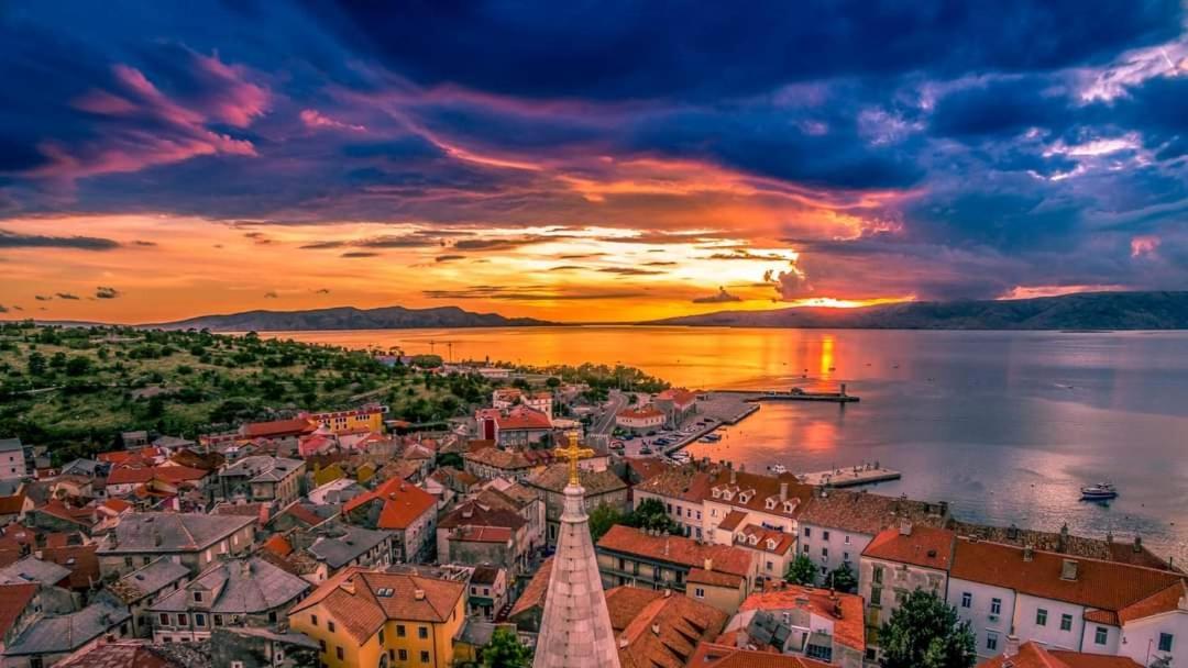 Apartman Pod Nehajem Lägenhet Senj  Exteriör bild